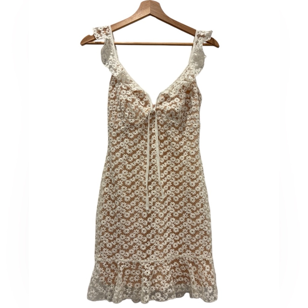 NWT City Studio Hoco Birthday Party White & Tan Floral Lace Mini Dress Size 3